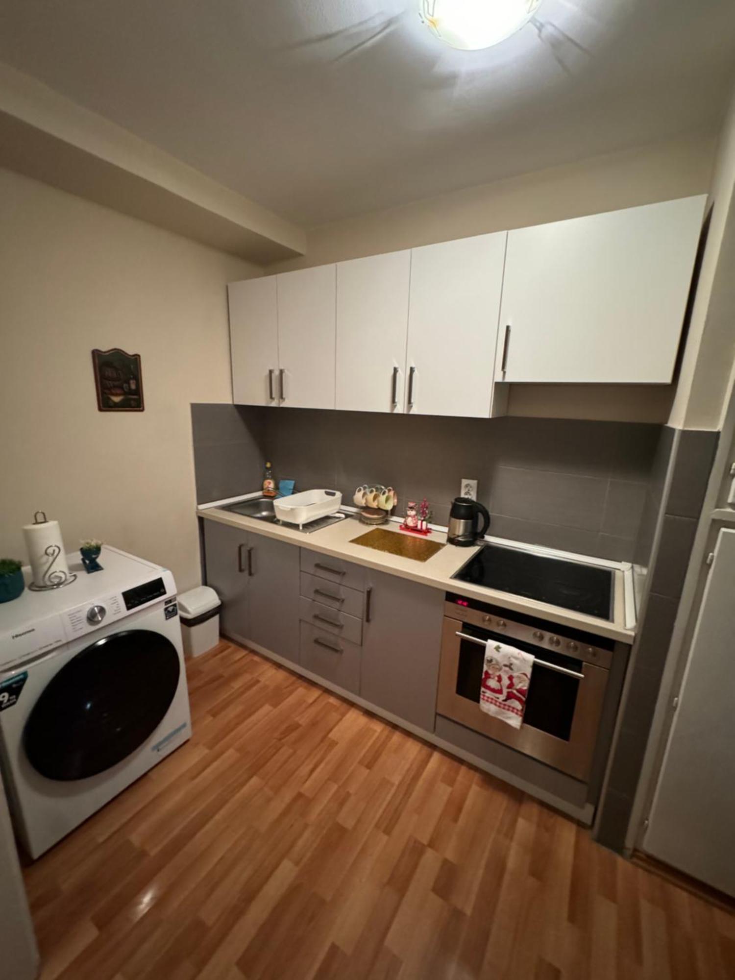 טוזלה Friendly Home 2 מראה חיצוני תמונה